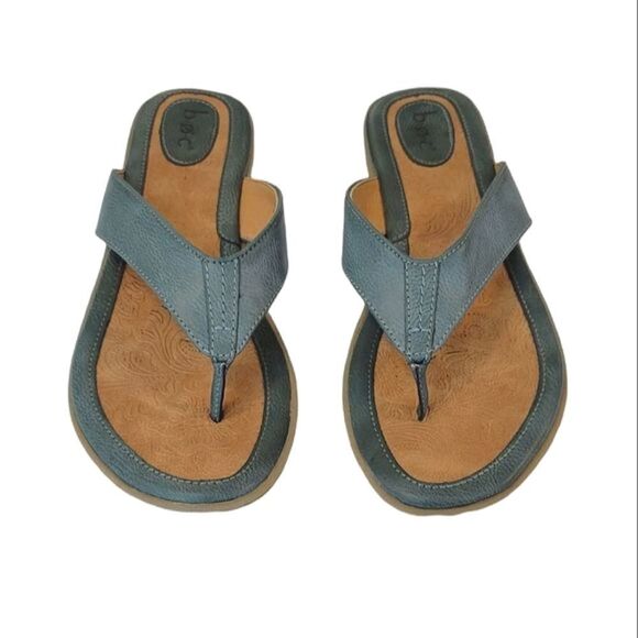 b.o.c. Shoes - b.o.c Green Flip Flop Sandals Size 11